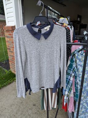Monteau Los Angeles Women’s L Gray Sweater Polka Dot Trim Long Sleeve Casual